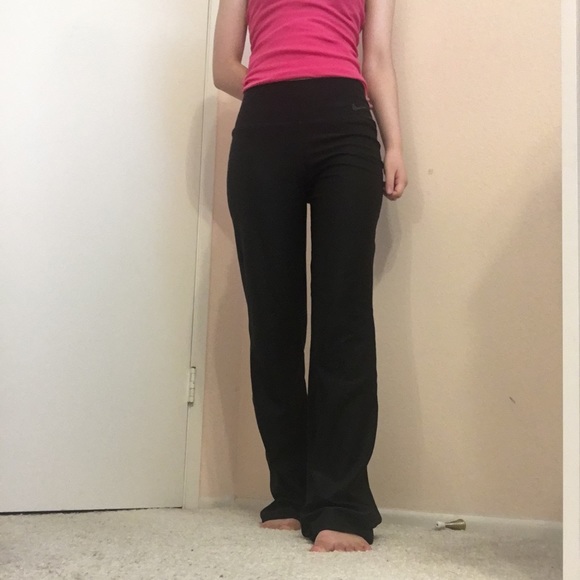 Nike pants - Picture 3 of 3